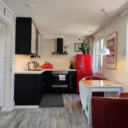 Cozee Bed & Breakfast 3*